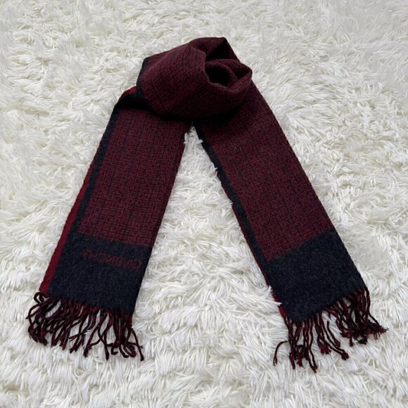 Givenchy scarf - Picture 5 of 8